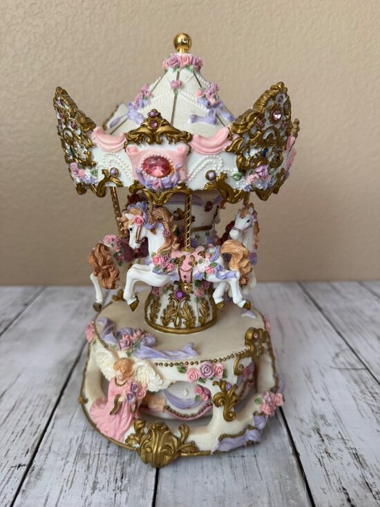 San Francisco Music Box Company Other - RARE San Francisco Music Box Dual Counter Rotating Angel 3-Horse Carousel